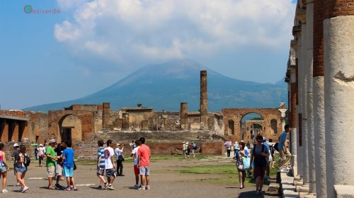 Pompei ve Vezüv Yanardağı