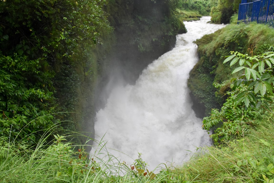 devi's falls pokhara selale 